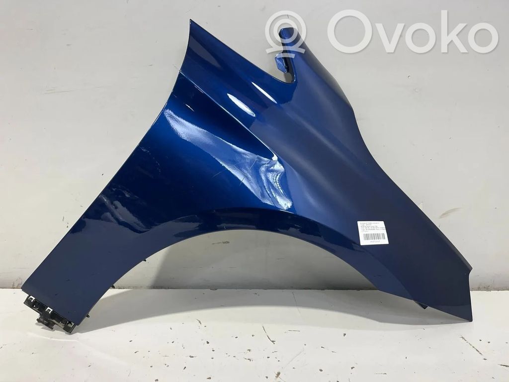 BMW 2 F46 Sparnas 