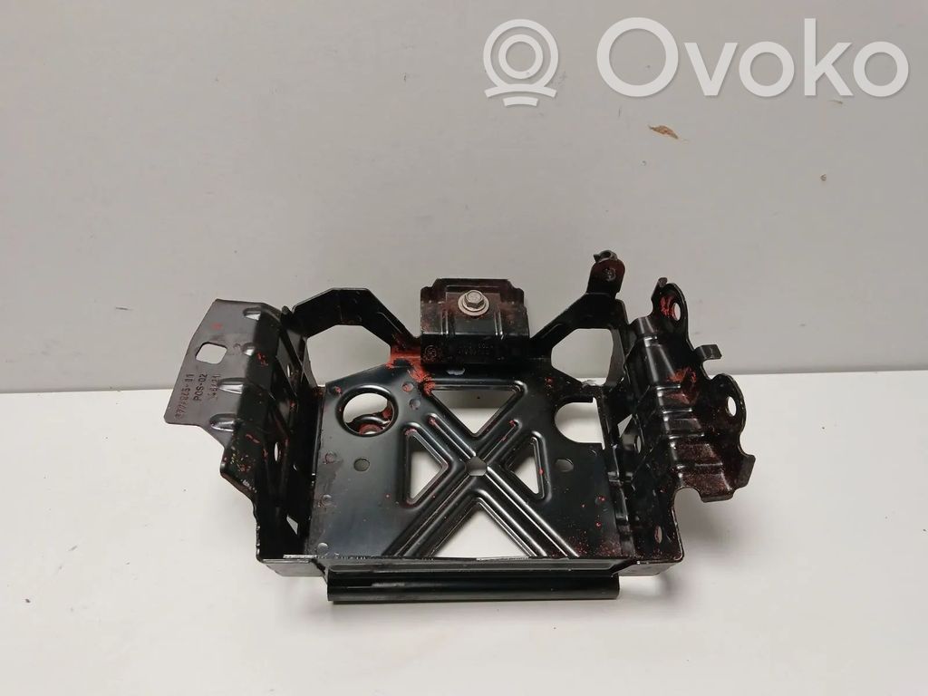 BMW i4 Battery bracket 