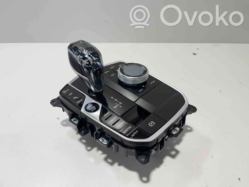 BMW 8 G16 Gear shifter/selector 