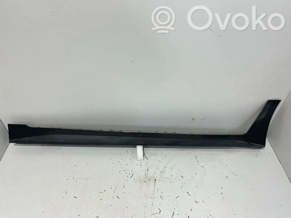 BMW i4 Sill 
