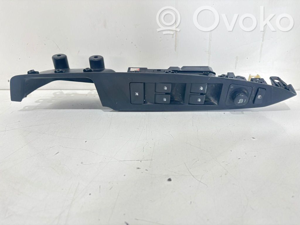 Opel Antara Electric window control switch 