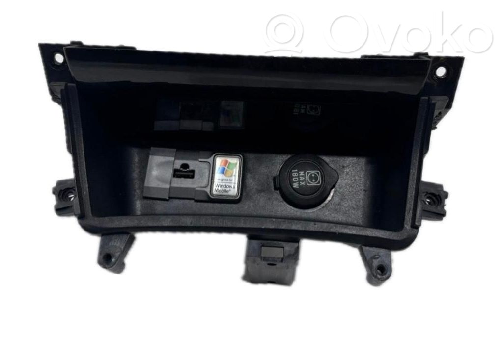 Enchufe conector USB   735440707,735440707