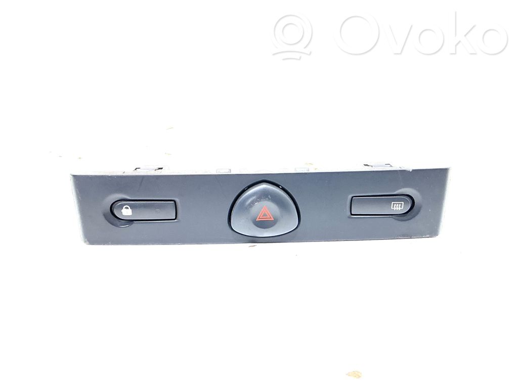 Renault Clio II Hazard light switch 