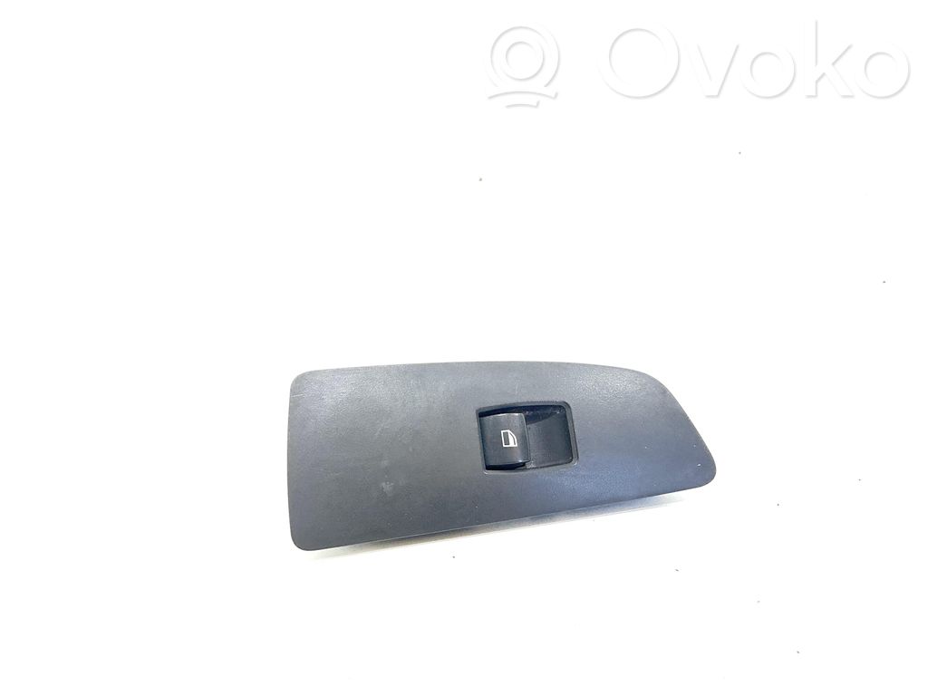 BMW 1 E81 E87 Electric window control switch 
