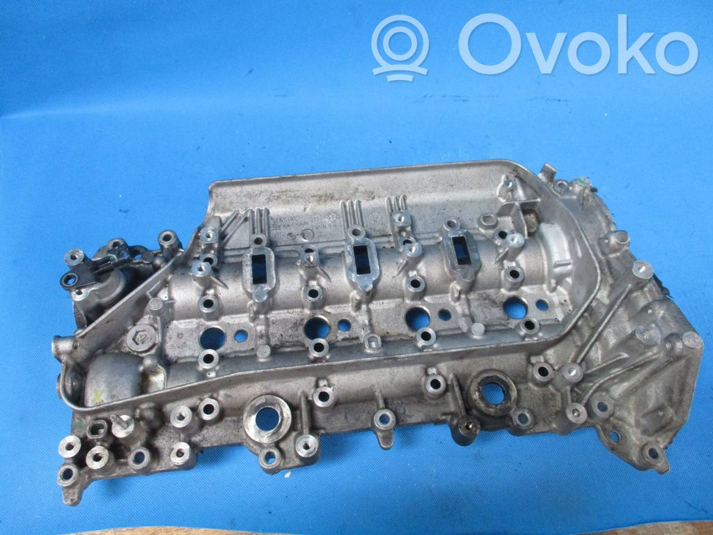 Opel Vivaro Engine head 