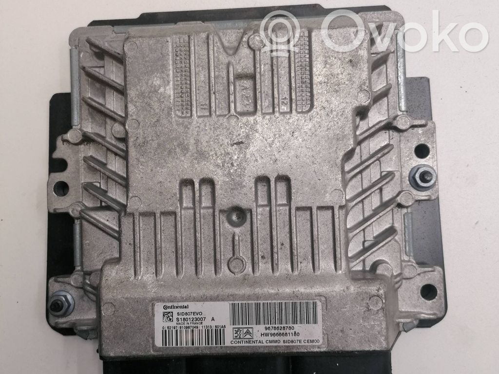 Peugeot 508 Engine control unit/module 