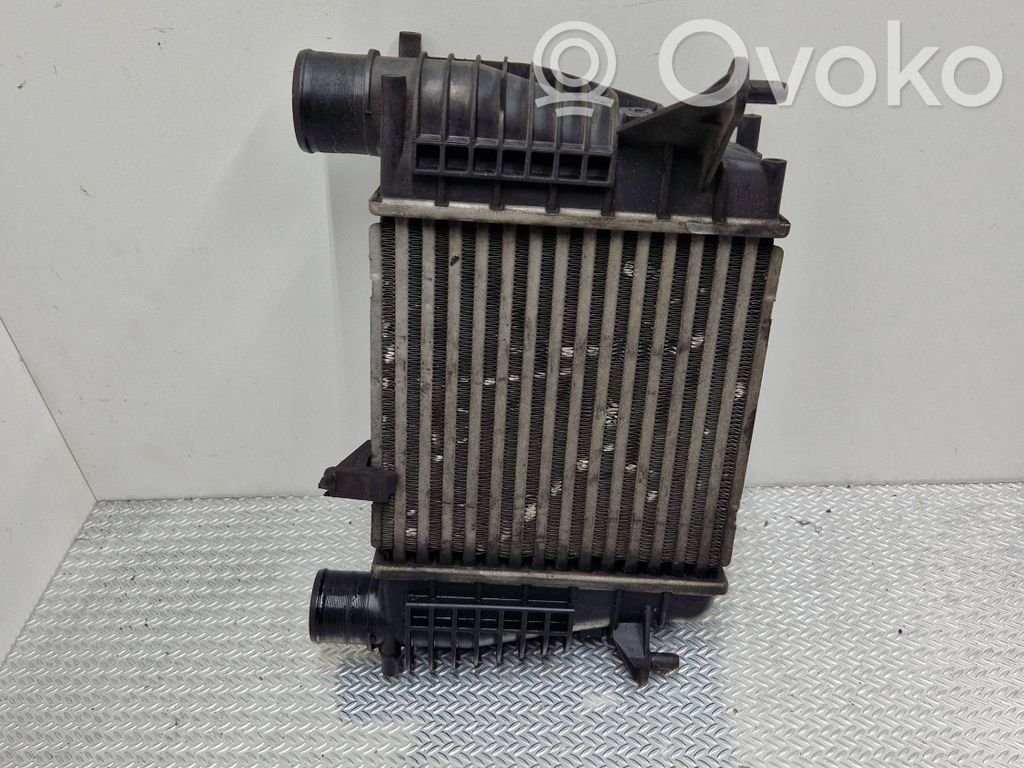 Renault Clio III Interkūlerio radiatorius 