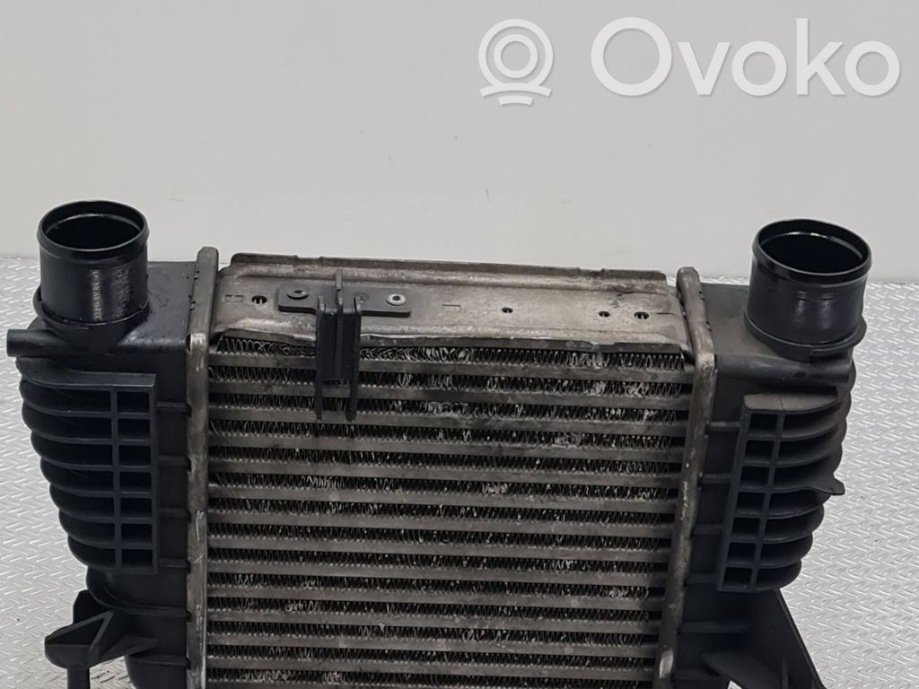 Renault Clio III Interkūlerio radiatorius 
