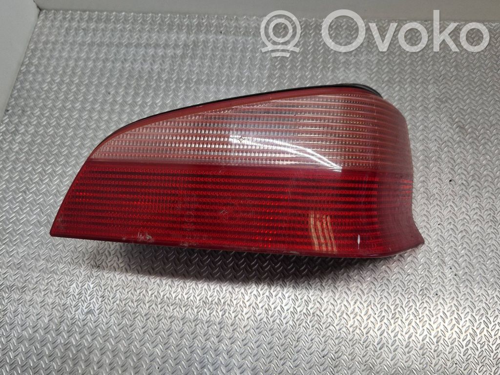 Peugeot 106 Rear/tail lights 