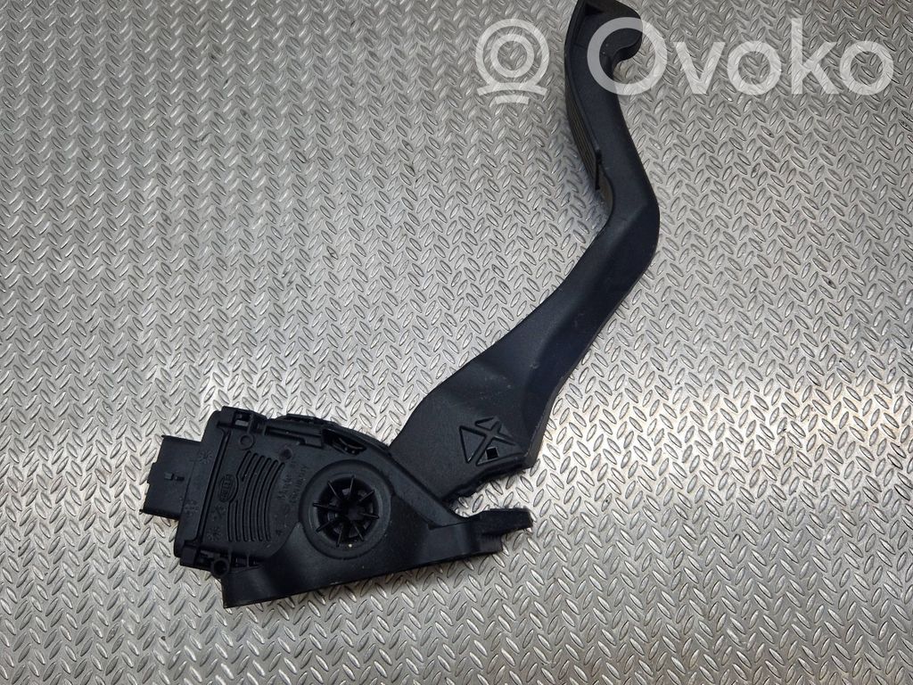 Peugeot 207 Accelerator throttle pedal 