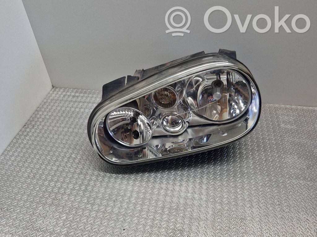 Volkswagen Golf IV Lampa przednia 