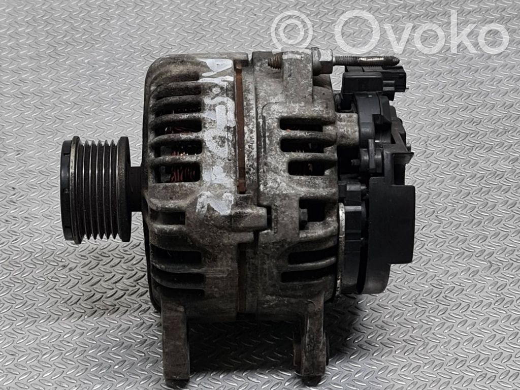 Renault Clio III Generator/alternator 
