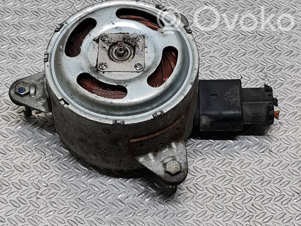 Opel Corsa D Elektrinis radiatorių ventiliatorius 