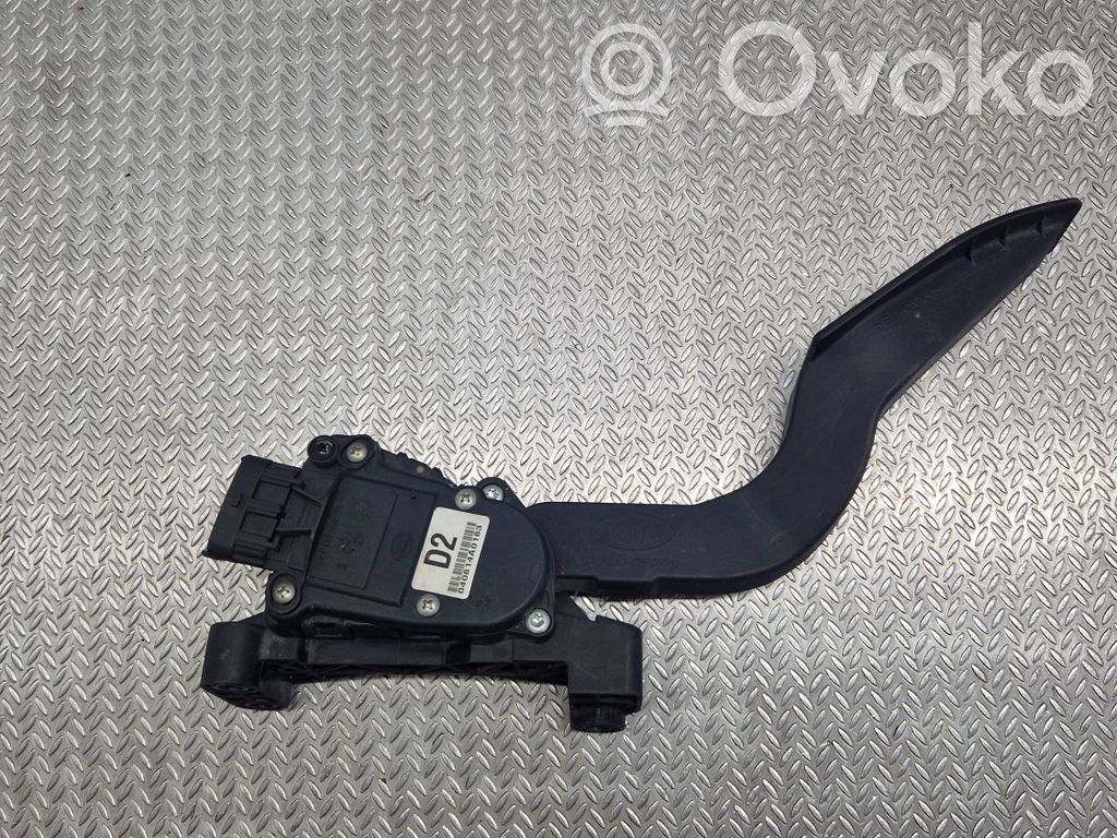 KIA Cerato Accelerator throttle pedal 
