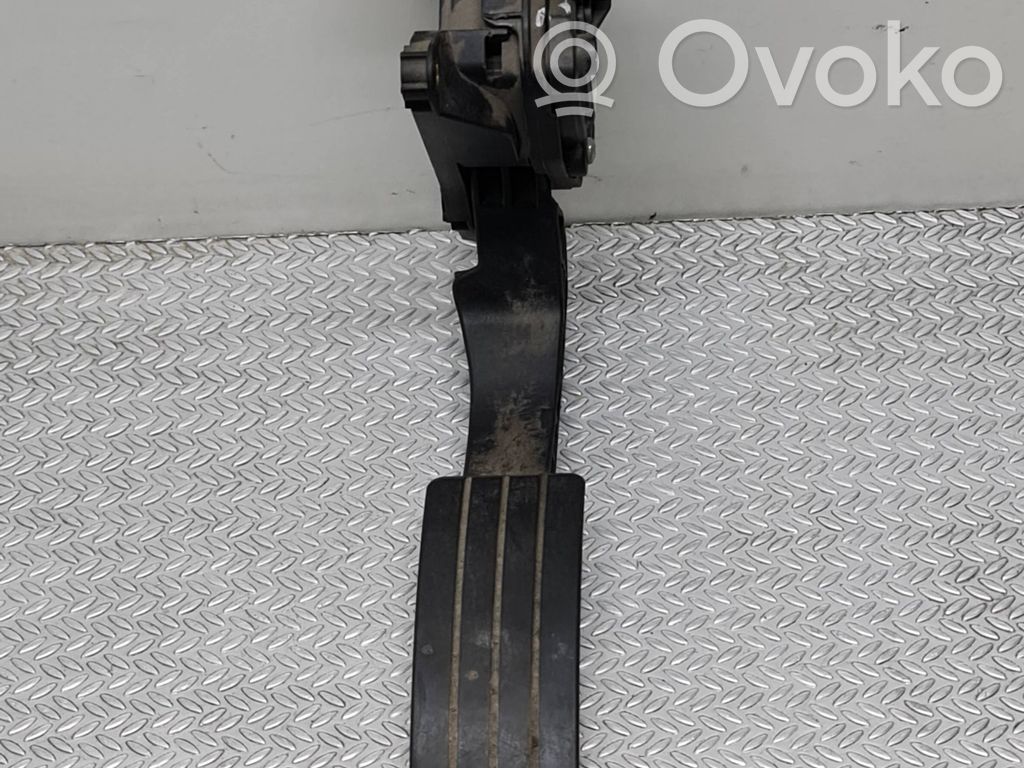 Renault Captur Accelerator throttle pedal 