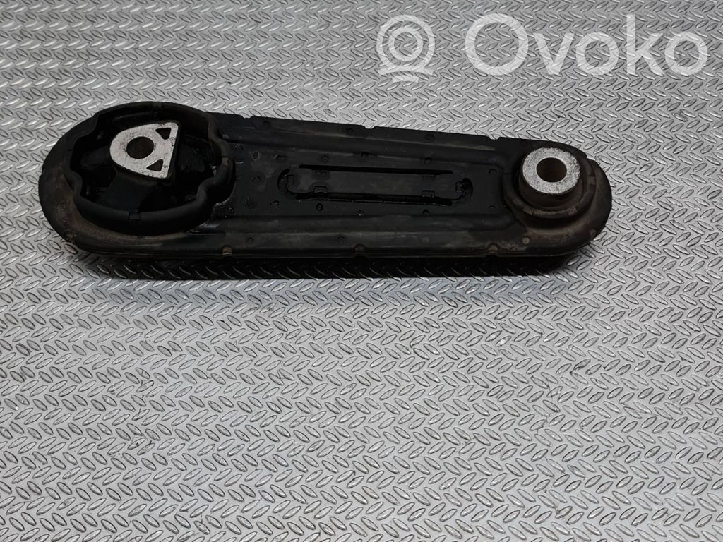 Renault Clio III Engine mount bracket 