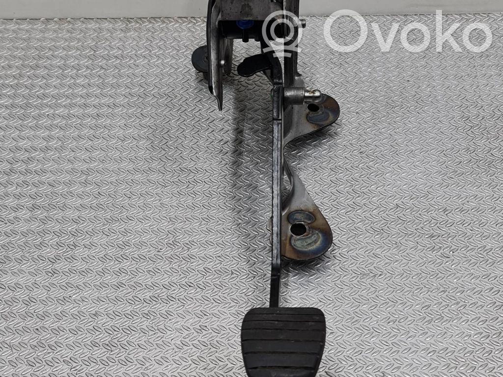 Renault Clio IV Sajūga pedālis 