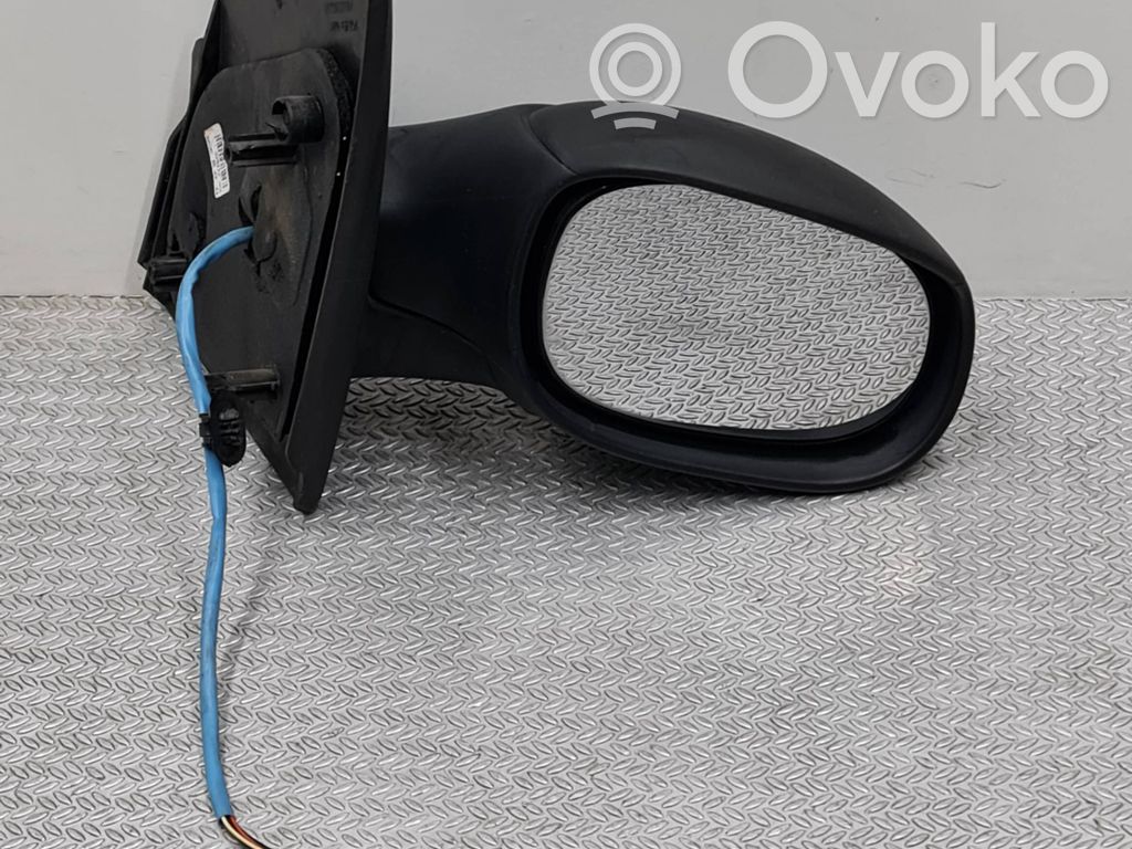 Citroen C3 Elektryczne lusterko boczne drzwi przednich 