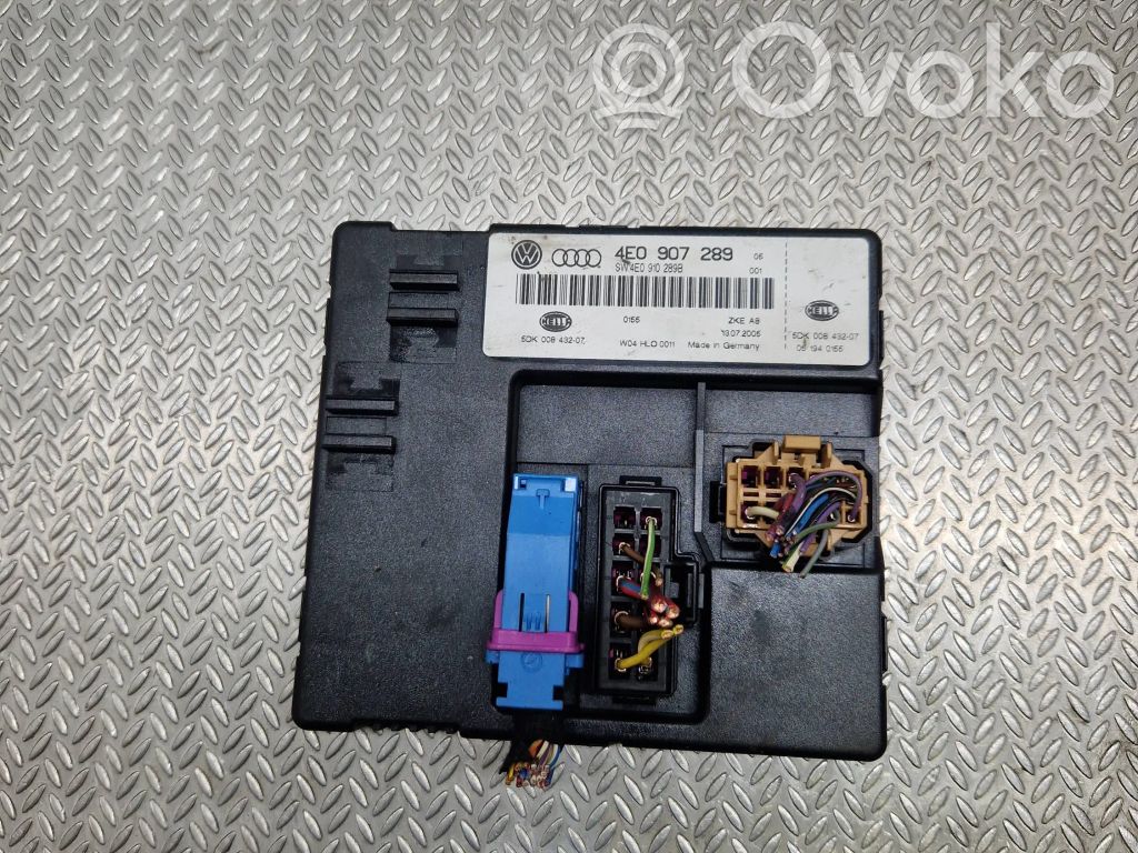 Mukavuusmoduuli   5DK00843207,4E0907289,4E0910289B