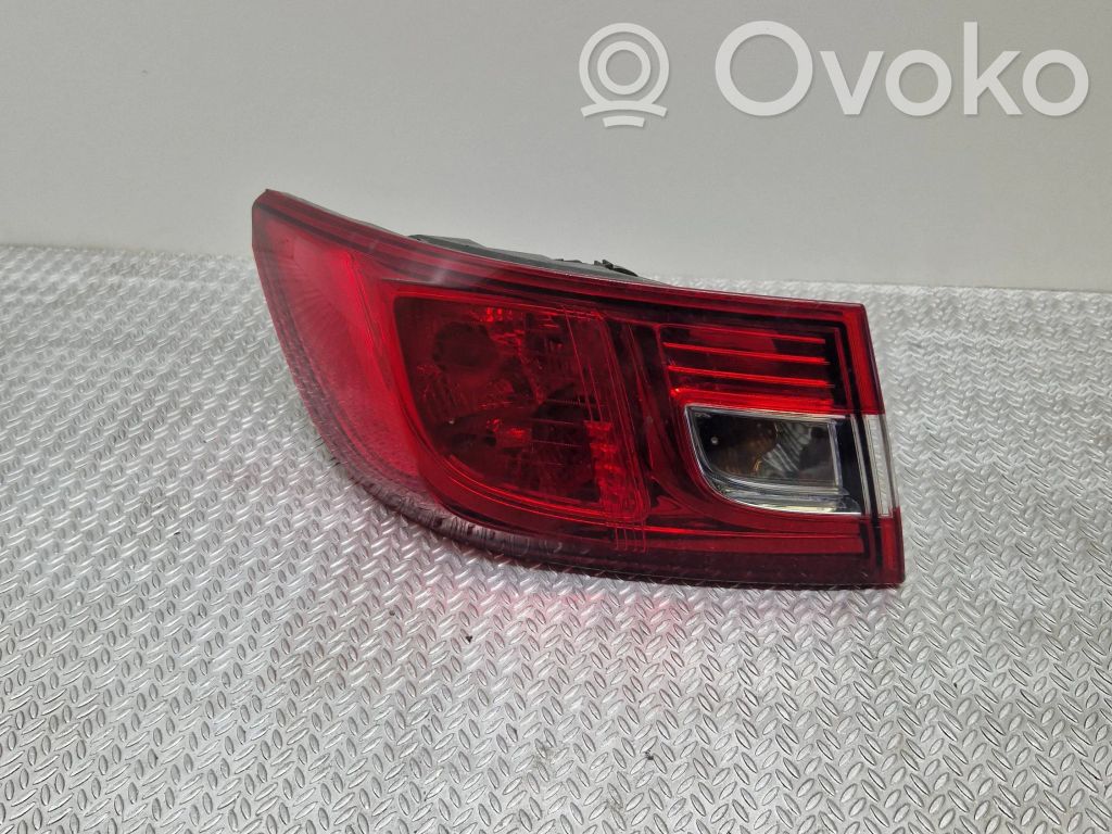 Renault Clio IV Luz trasera/de freno 