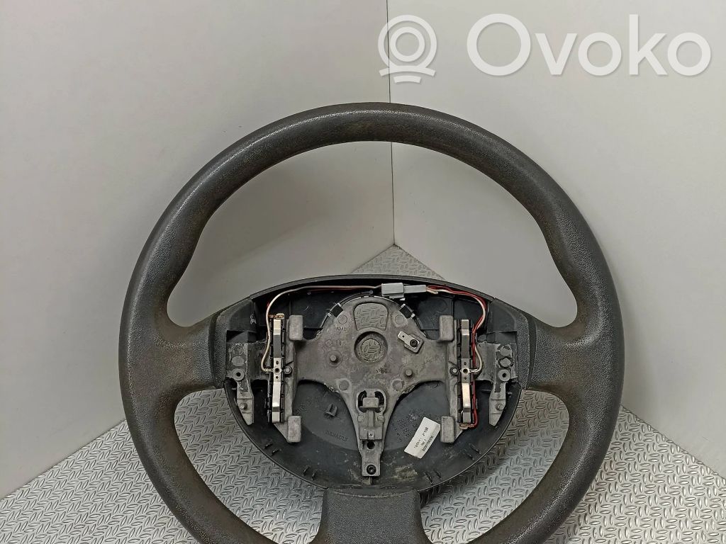 Renault Kangoo II Ohjauspyörä 
