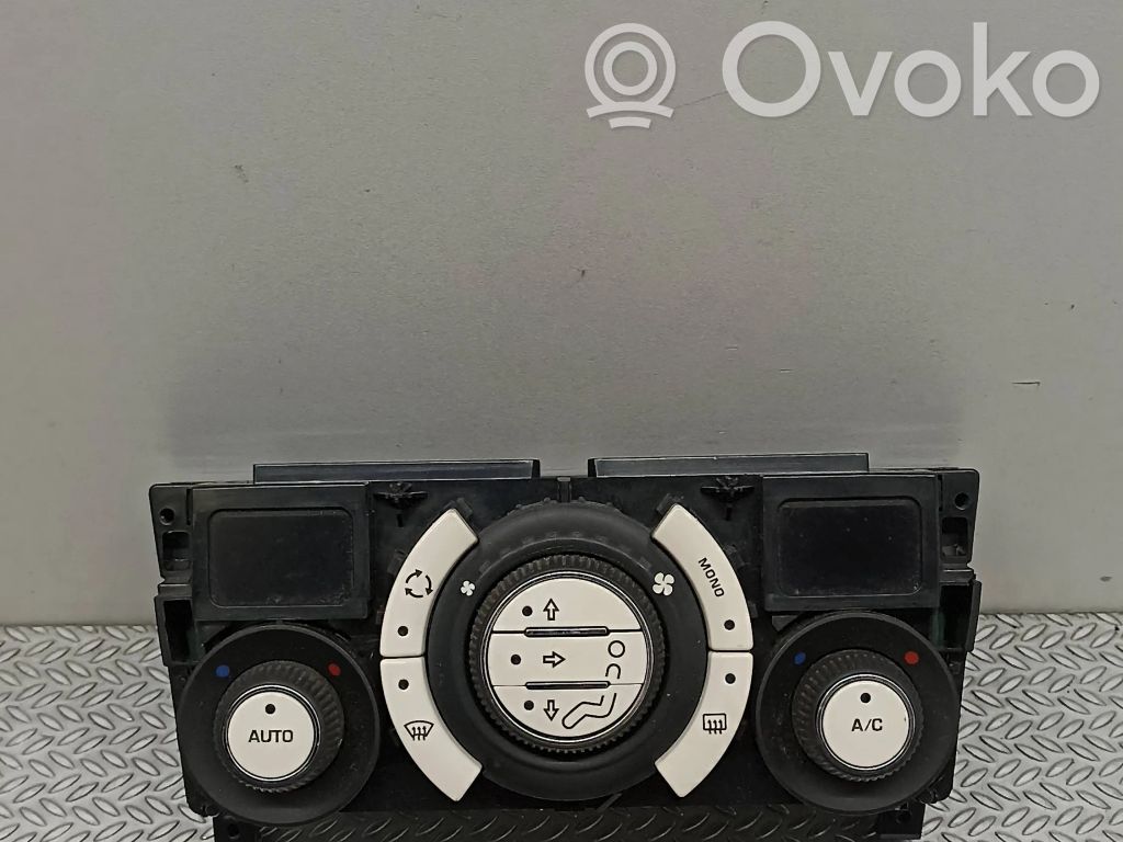 Citroen C3 Picasso Climate control unit 