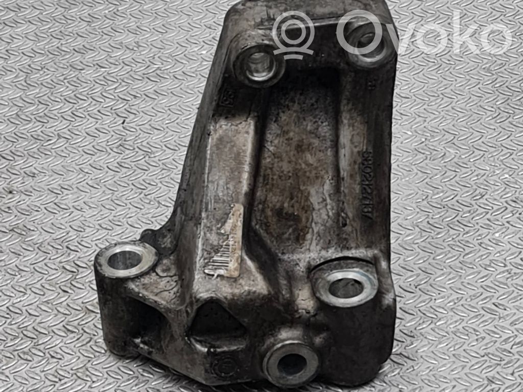 Fiat Ducato Engine mounting bracket 