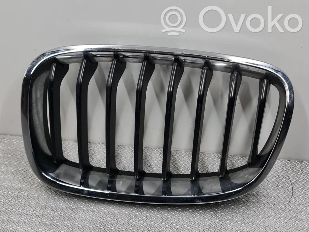 BMW 1 F20 F21 Maskownica / Grill / Atrapa górna chłodnicy 