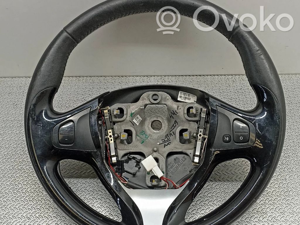 Renault Captur Stūre 