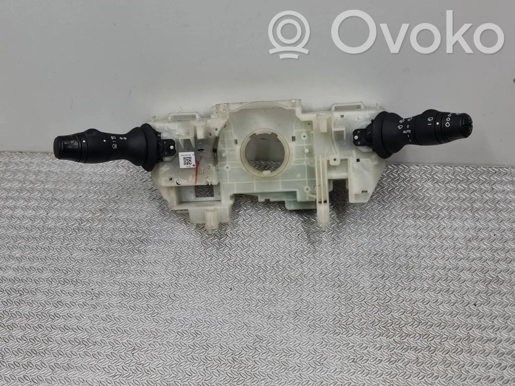 Renault Megane III Wiper turn signal indicator stalk/switch 