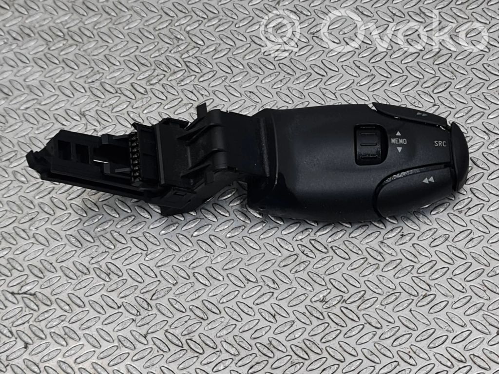 Peugeot 308 Interruptor de control multifunción 