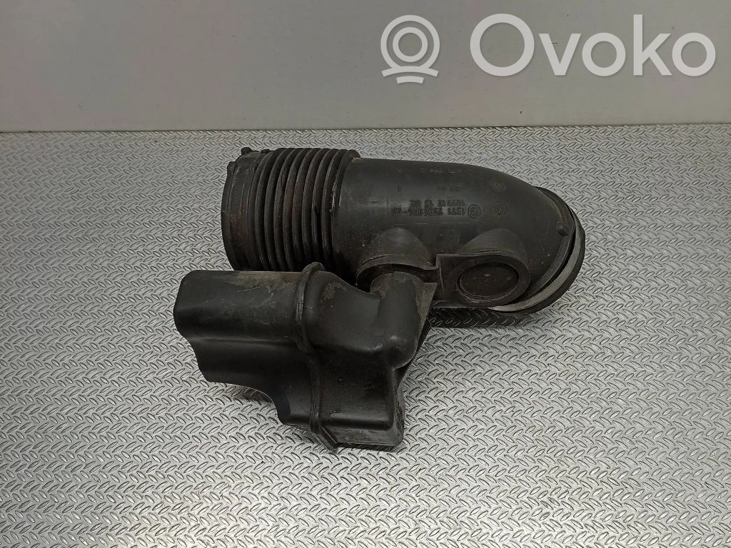 BMW 3 E90 E91 Air intake hose/pipe 