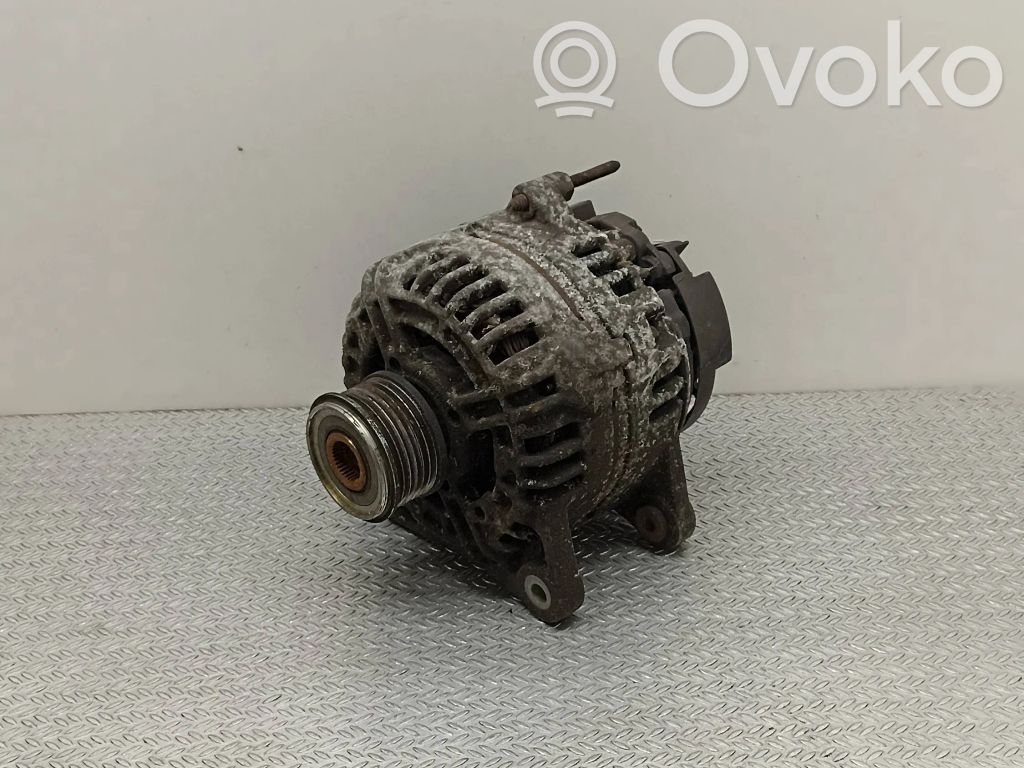 Renault Clio III Generator/alternator 