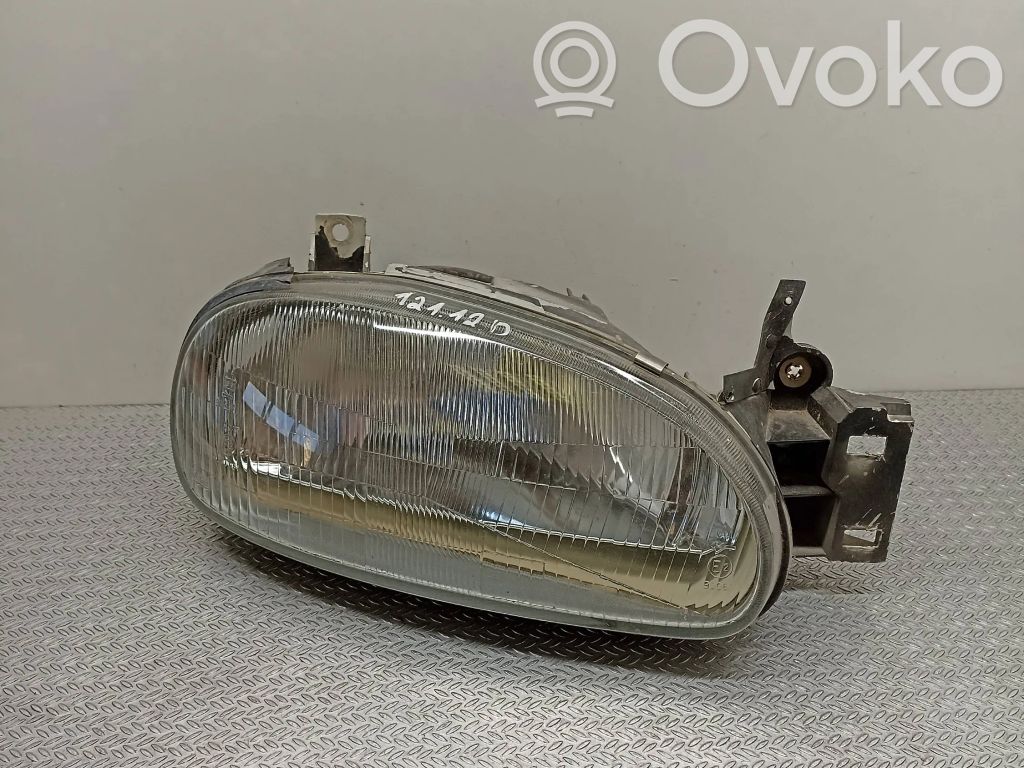 Mazda 121 Phare frontale 