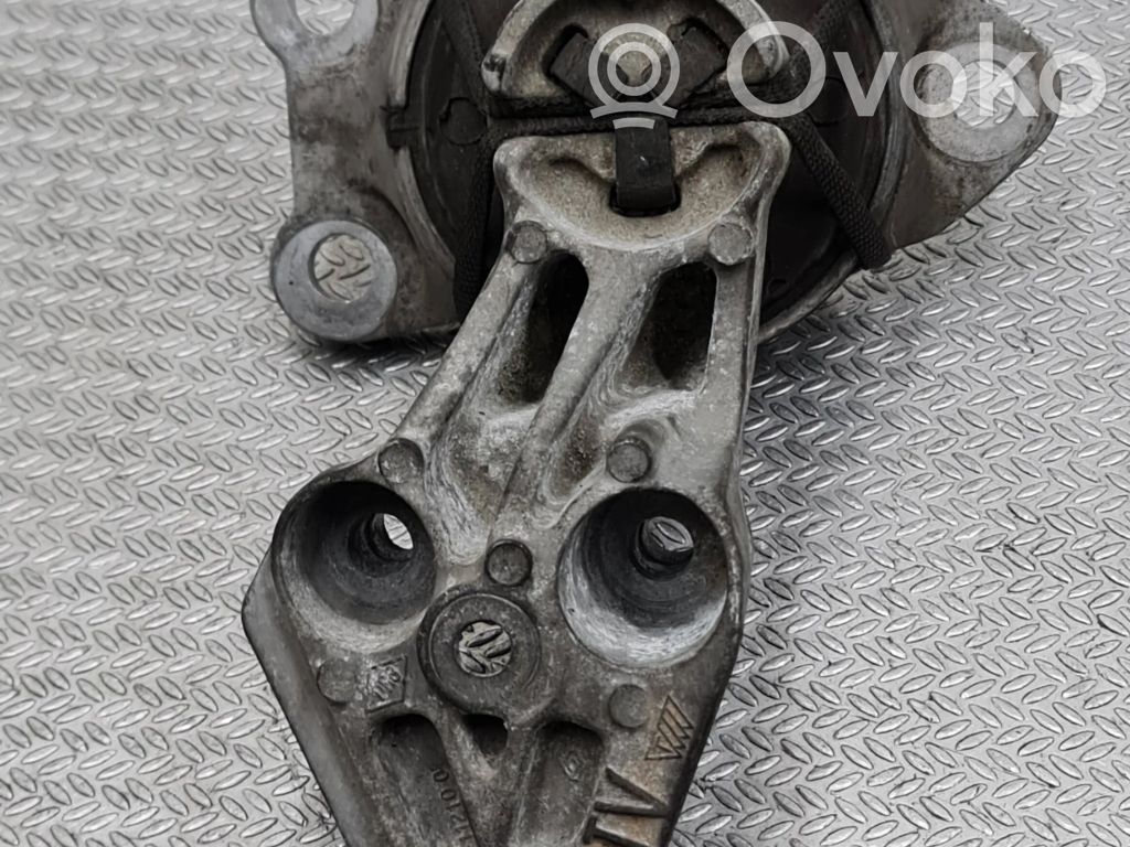 Renault Megane III Engine mount bracket 