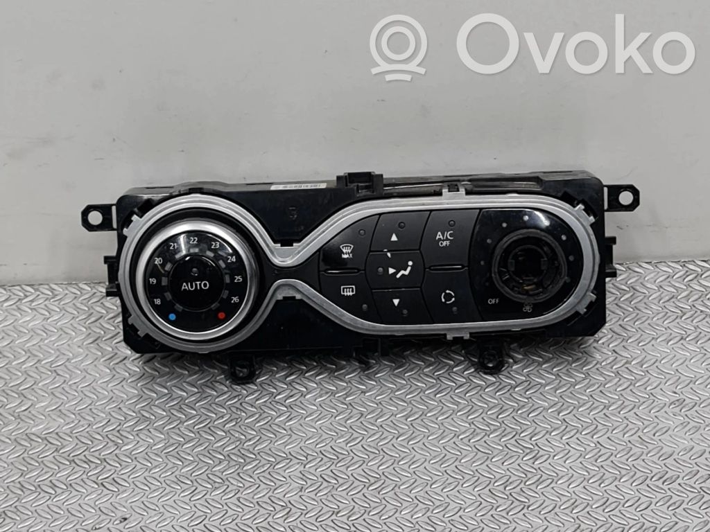 Renault Clio IV Climate control unit 