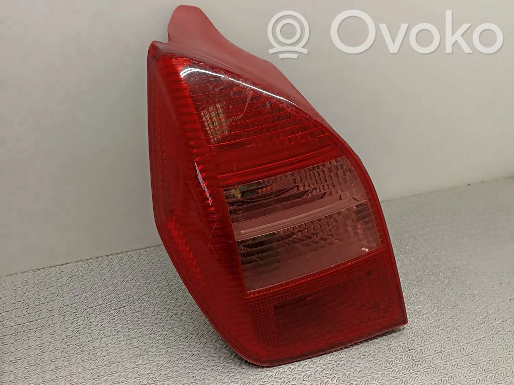 Citroen C2 Aizmugurējais lukturis virsbūvē 