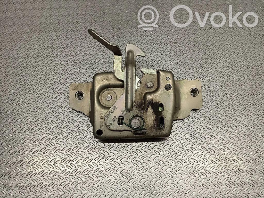 Renault Clio III Engine bonnet/hood lock/catch 