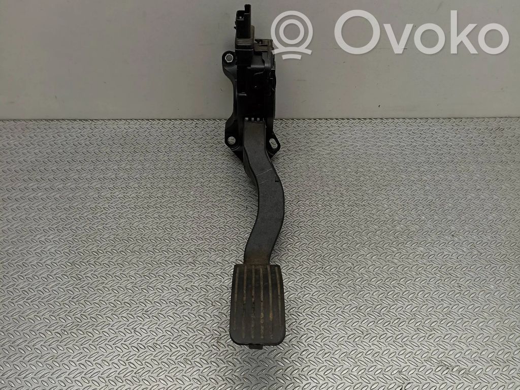 Peugeot 207 Accelerator throttle pedal 