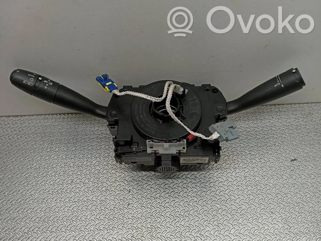 Peugeot 308 Wiper turn signal indicator stalk/switch 