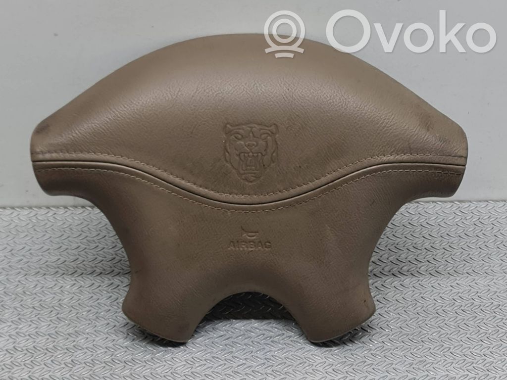 Jaguar S-Type Vairo oro pagalvė 