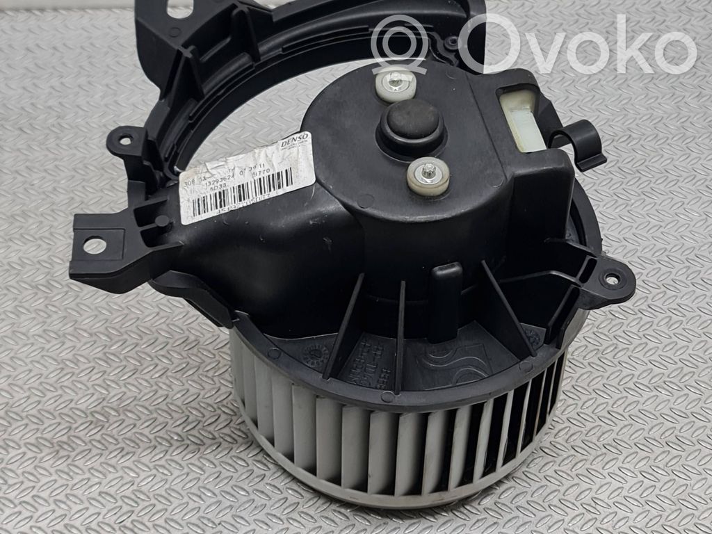 Opel Corsa D Lämmittimen puhallin 