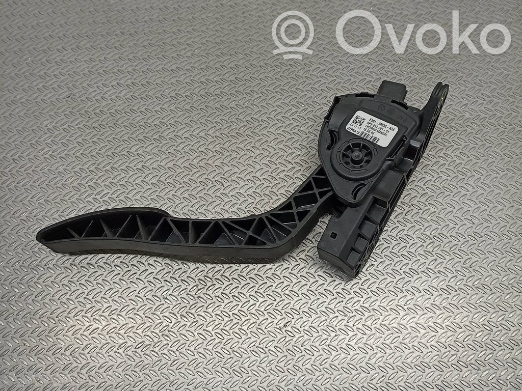 Accelerator throttle pedal   E3B19F836A3A,6PV01274101