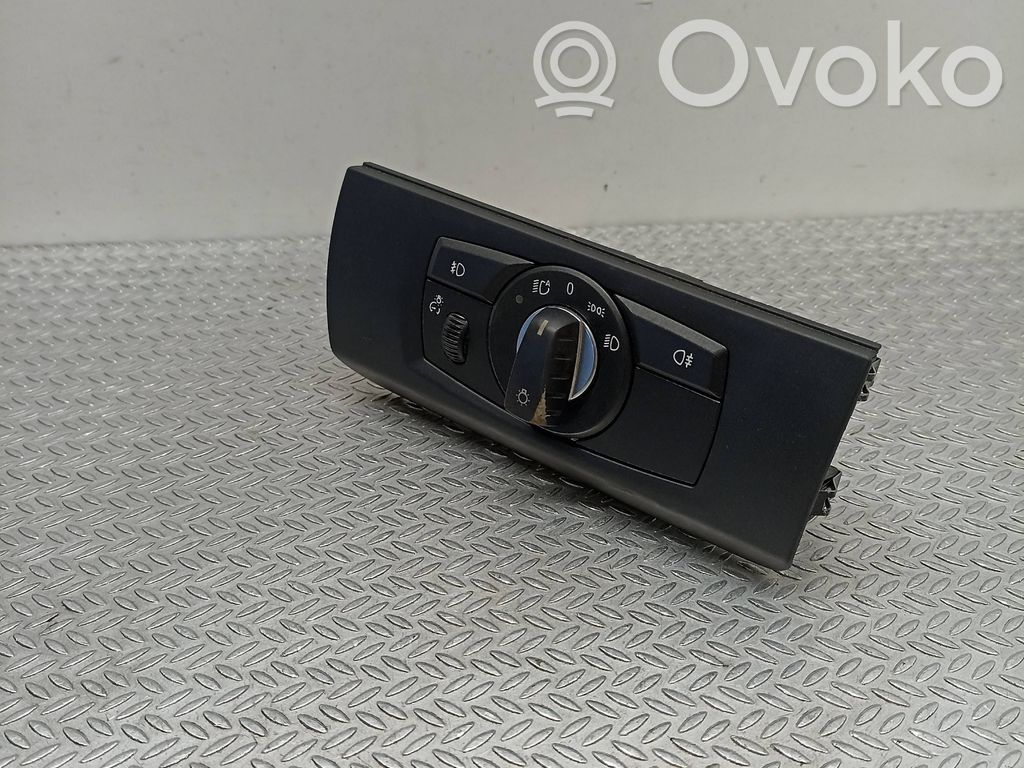 Light switch   9134726,33610201,30070910302340