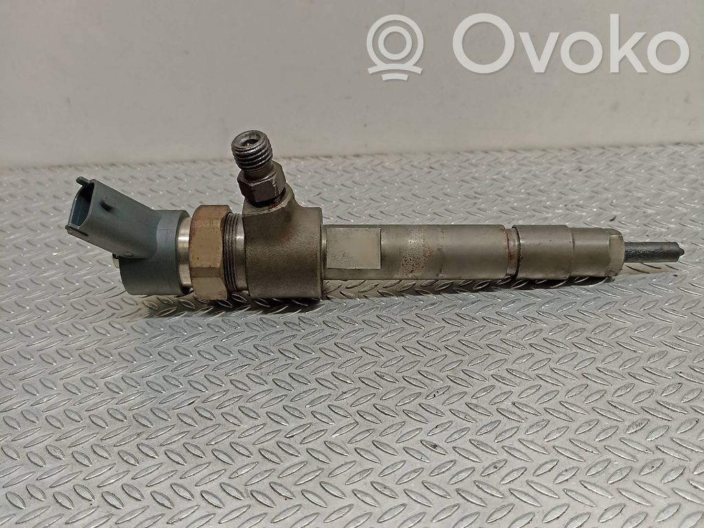 Injector combustibil   0445110119