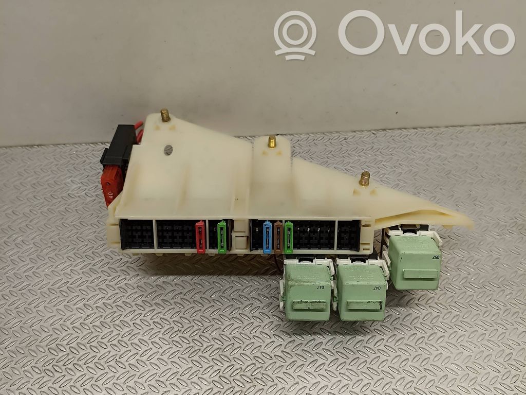 Fuse module   8371884