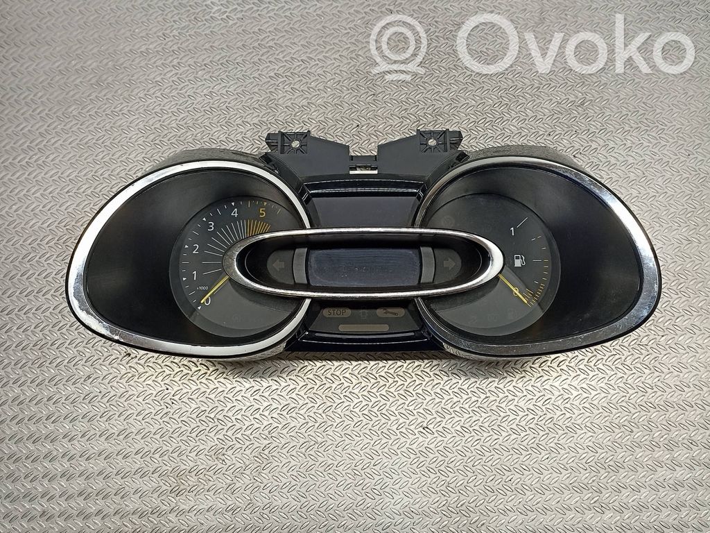 Renault Clio IV Speedometer (instrument cluster) 