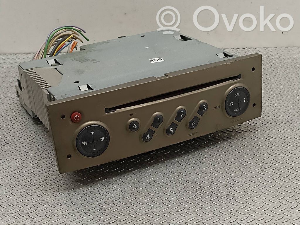Renault Clio III Radio / CD/DVD atskaņotājs / navigācija 