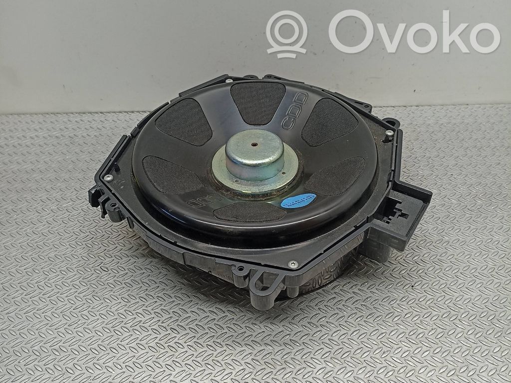 BMW X5 E70 Subwoofer 