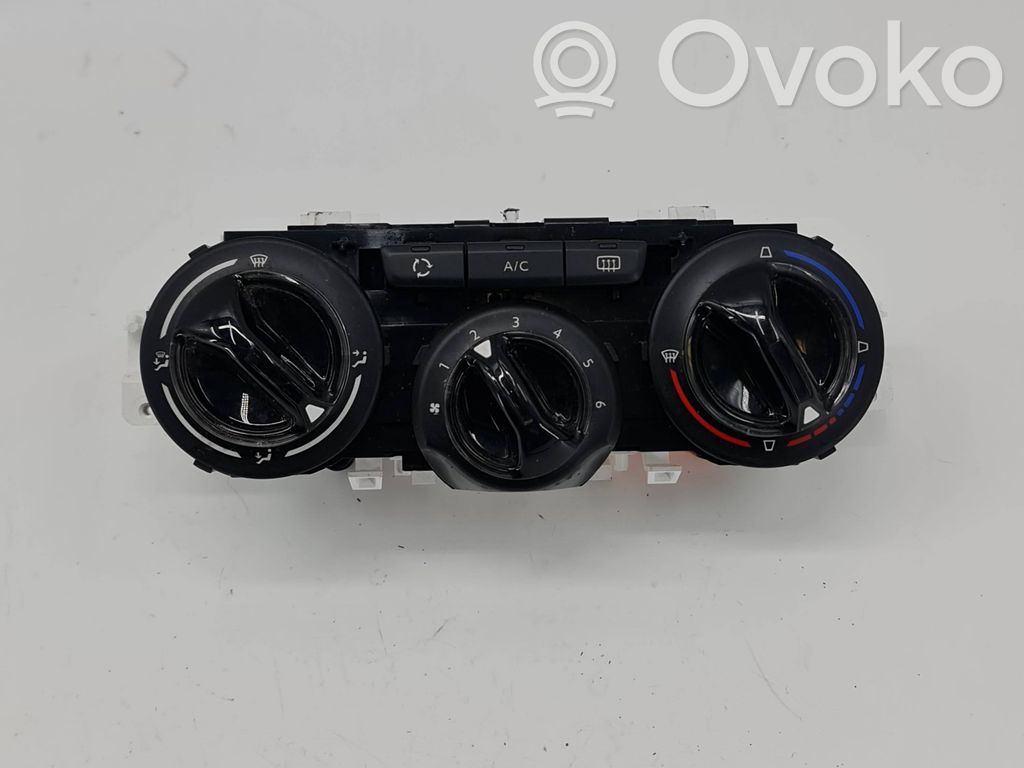 Peugeot 208 I Climate control unit 